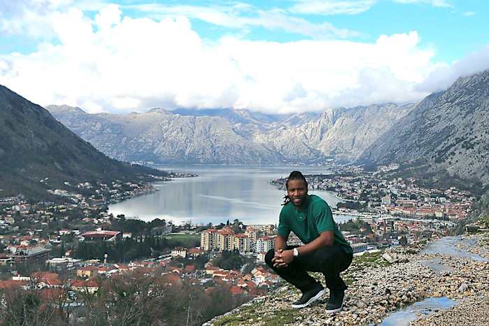 larry-fitzgerald-travelogue-7